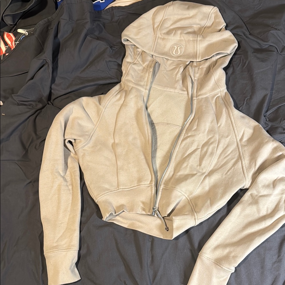 lululemon athletica Cream Fitted Crop Hoodie